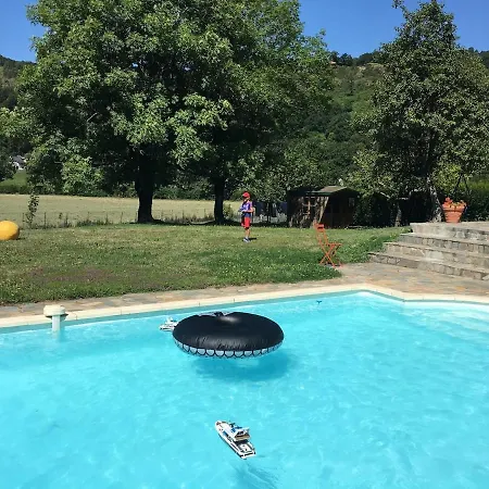 Maison 6 Personnes Au Coeur De La Nature Avec Piscine Parc Des Volcans شقة